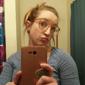 Meet your Posher, Amy